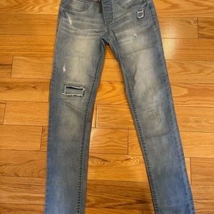 Skinny jeans for girls